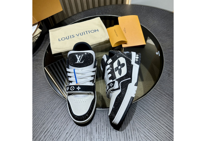 LOVT SNEAKER lv-245