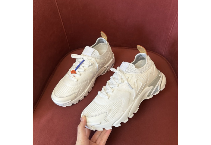 LOVT SNEAKER lv-528