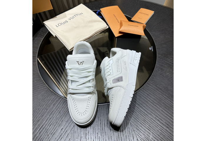 LOVT SNEAKER lv-301