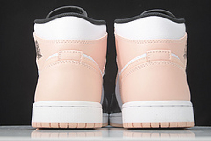 air jordan 1 mid crimson tint toe 554724-133