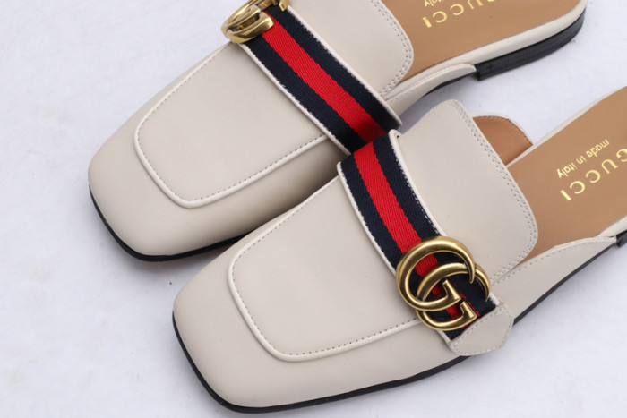 guc loafer
