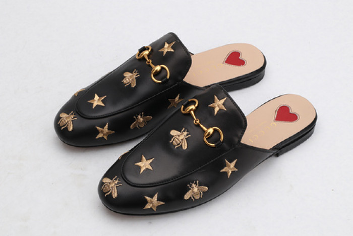 guc loafer