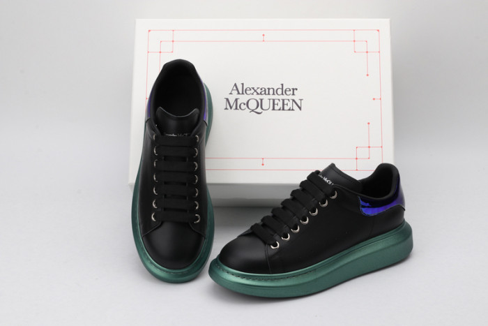 alex mcqu sneakers