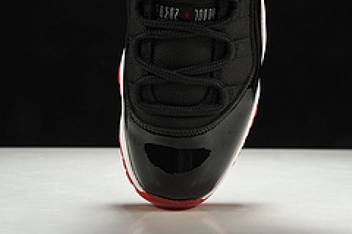 air jordan 11 retro low "bred" black/ red mens 528895-012
