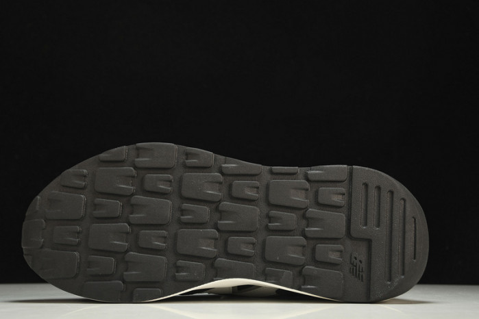 new Ba1an*e 57/40 team black m5740cb