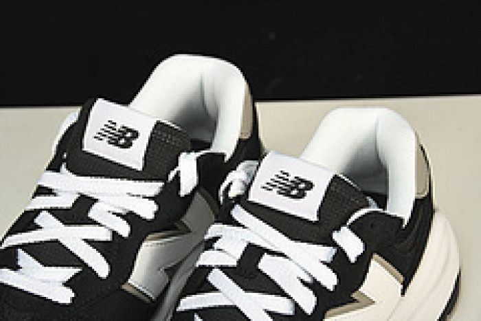 new Ba1an*e 57/40 team black m5740cb