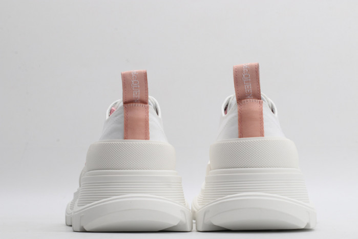 alex mcqu sneakers 112622