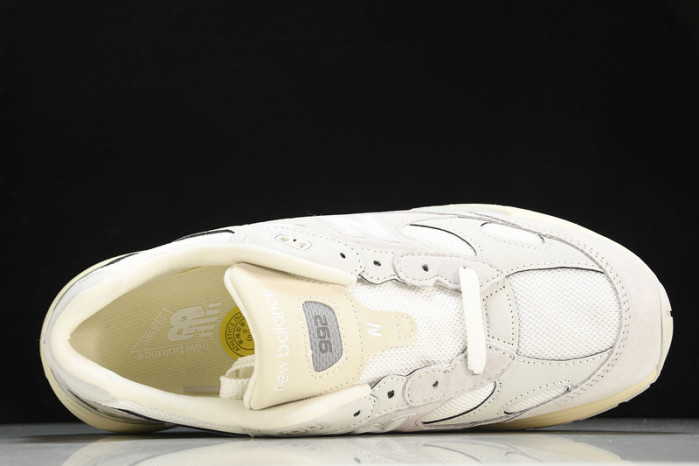 new Ba1an*e 992 white silver m992md