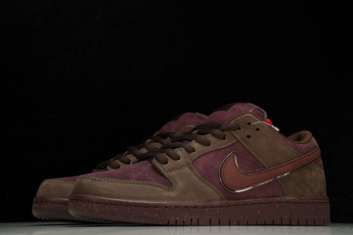nike sb dunk low "city of love" fn0619-600