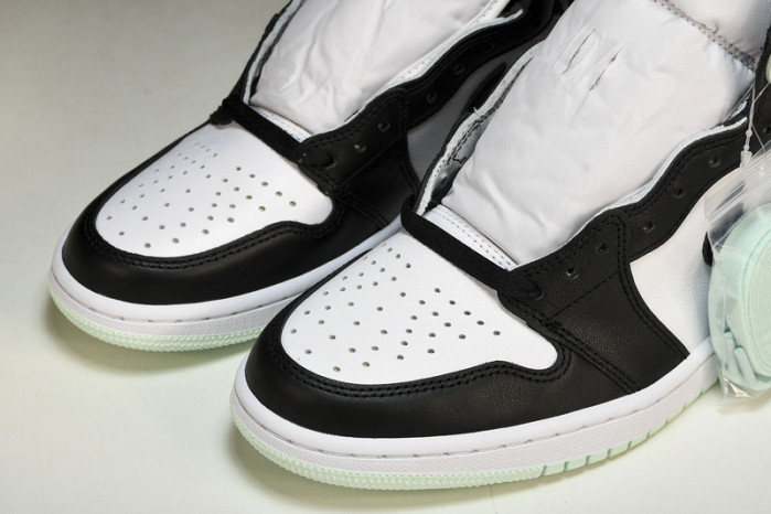 air jordan 1 retro high og nrg "igloo" 861428-100