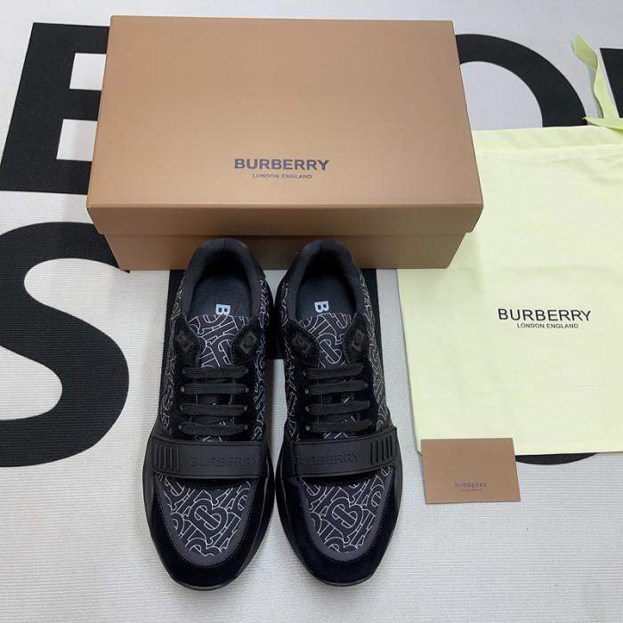 BUBERY SNEAKER