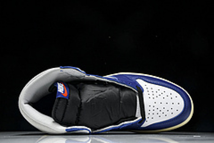 Air Jordan 1 High OG Rare Air “Deep Royal Blue” DZ5485-100