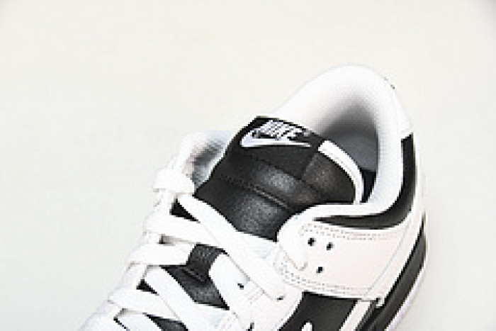 nike dunk low reverse panda fd9064-011