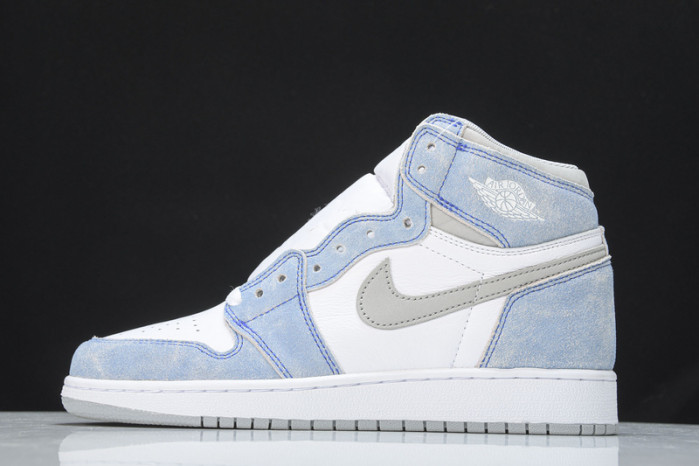 air jordan 1 high og hyper royal 555088-402