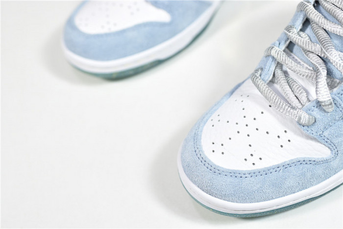 sean cliver x nike sb dunk low dc9936-100