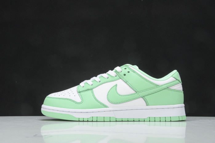 nike dunk low ＂green glow＂dd1503-105