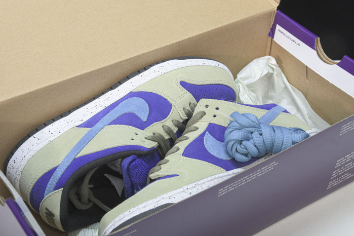 nike dunk low sb celadon bq6817-301