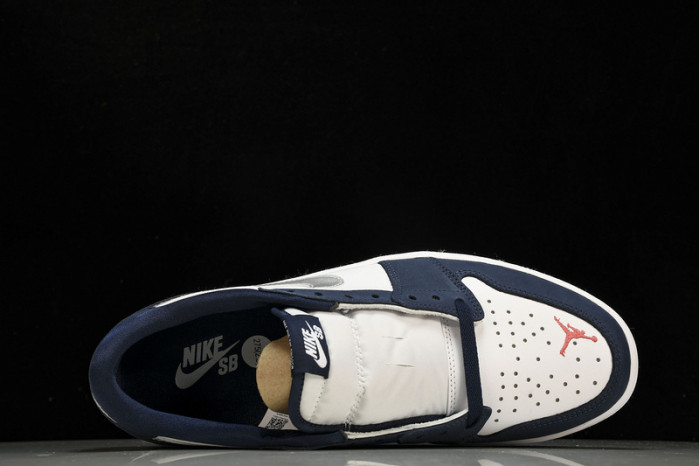 jordan 1 low sb midnight navy cj7891 400