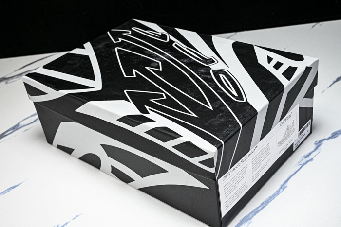 OF BE RIGHT BACK SNEAKERS OB33