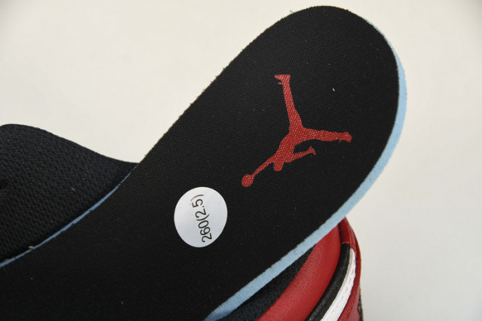 jordan 1 low “alternate bred toe” 553558-066