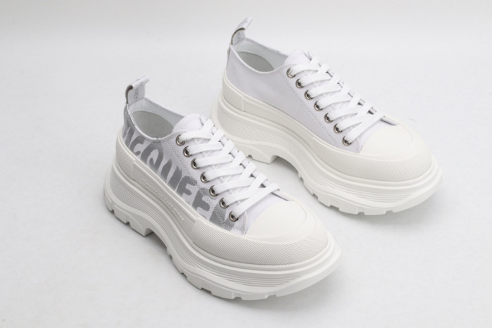 alex mcqu sneakers 112625