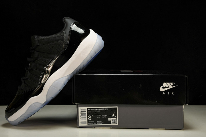 air jordan 11 “space jam" fv5104-004