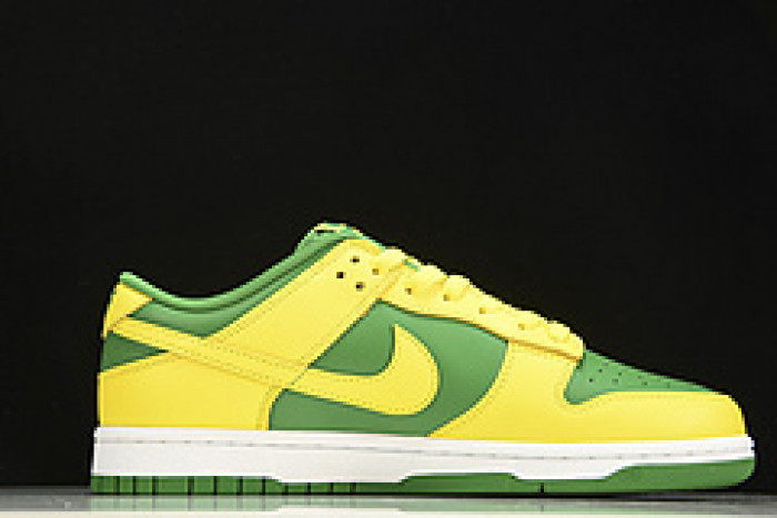 nike dunk low “reverse brazil” dv0833-300