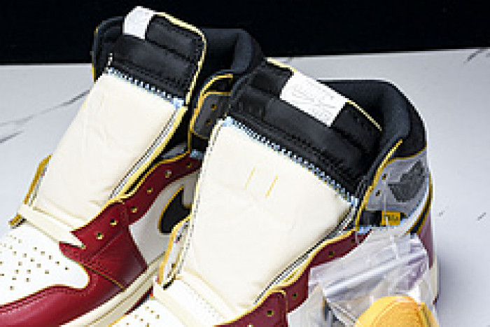 Union LA x Air Jordan 1 High OG “Chicago” UN HV8563-600