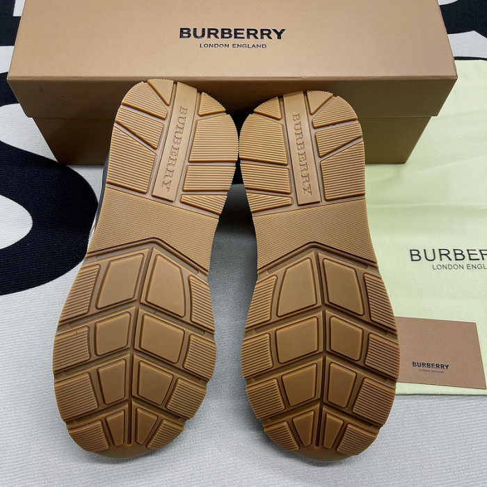 BUBERY SNEAKER