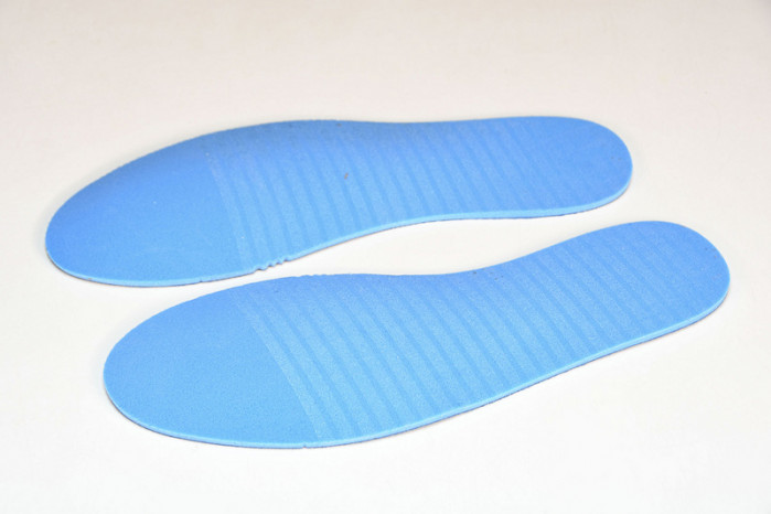 jordan 1 mid true blue cement dq8423-014