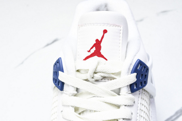 Nike SB x Air Jordan 4 “Navy” DR5415-100