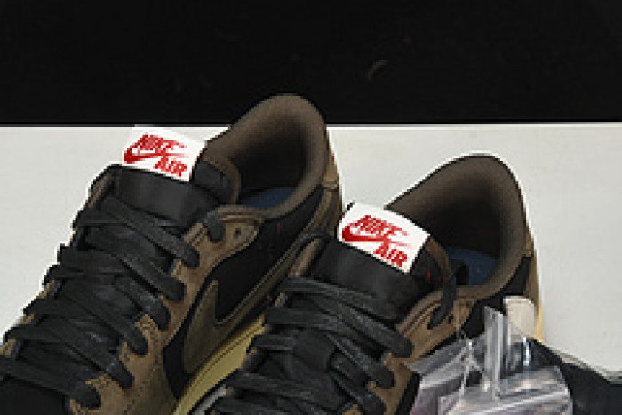travis scott air jordan 1 low dark mocha cq4277-001