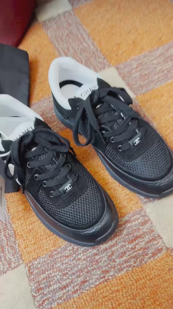 CN LOW TOP TRAINER CC SNEAKERS 21010920