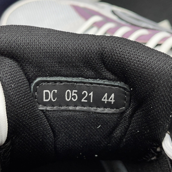 dr b30 trainer sneaker