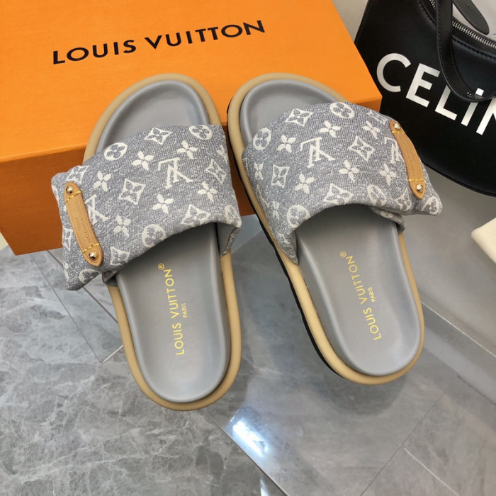 lovt sandal