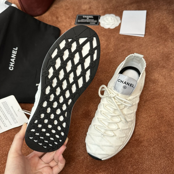 CN LOW TOP TRAINER CC SNEAKERS 21010930