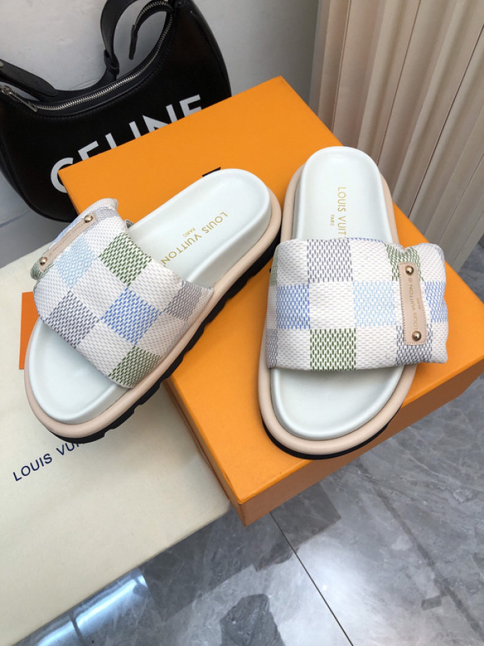 lovt sandal