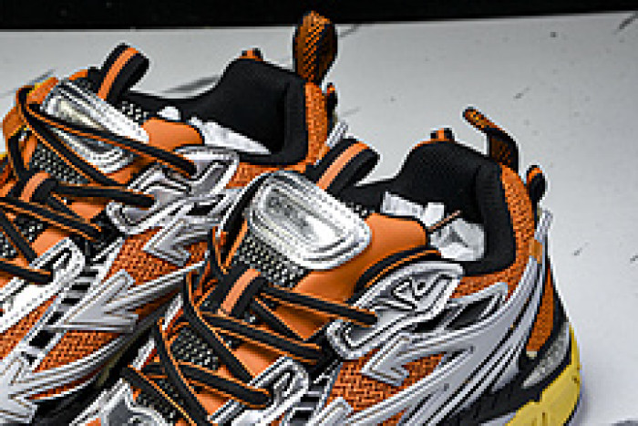 OF BE RIGHT BACK SNEAKERS OB22