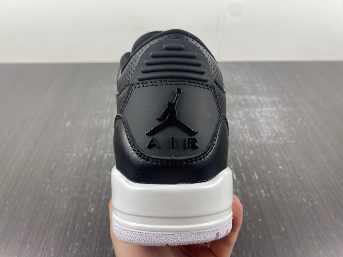 jordan 3 retro cyber monday (2016) 136064-020