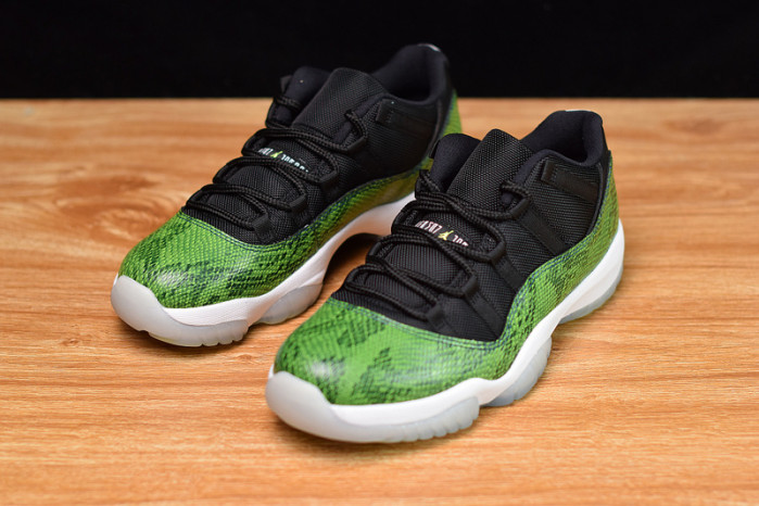 jordan 11 retro low green snakeskin - 528895-033