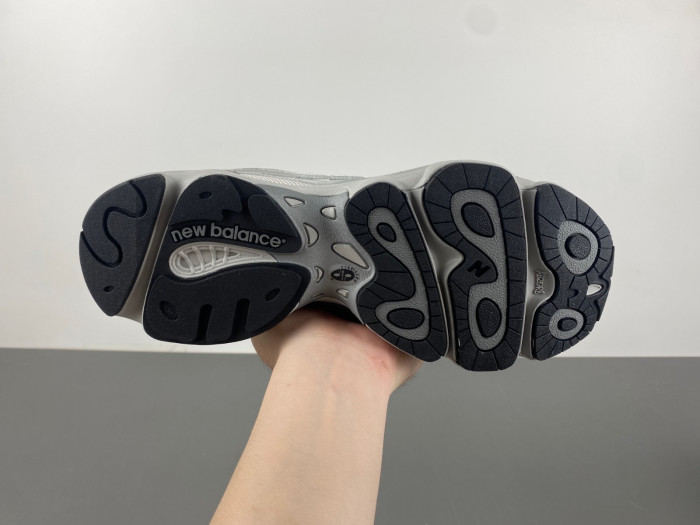 new Ba1an*e 1000 “angora/moonrock” nb x jfg m1000al1