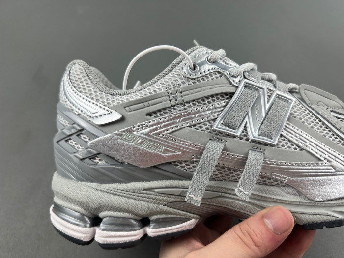 new Ba1an*e 1906a grey m1906ag