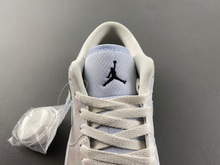 Air Jordan 1 Low SE “CNY” HF4080-001