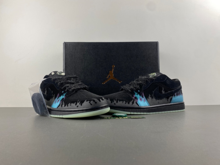 Air Jordan 1 low “Fortune Fly” HQ3442-001
