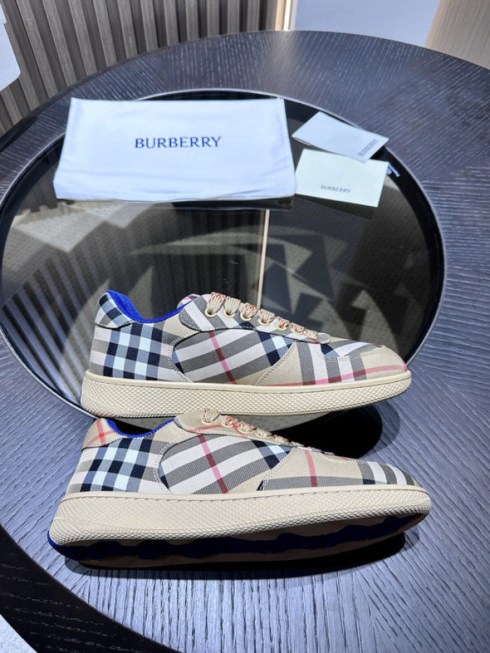 BUBERY SNEAKER 23151