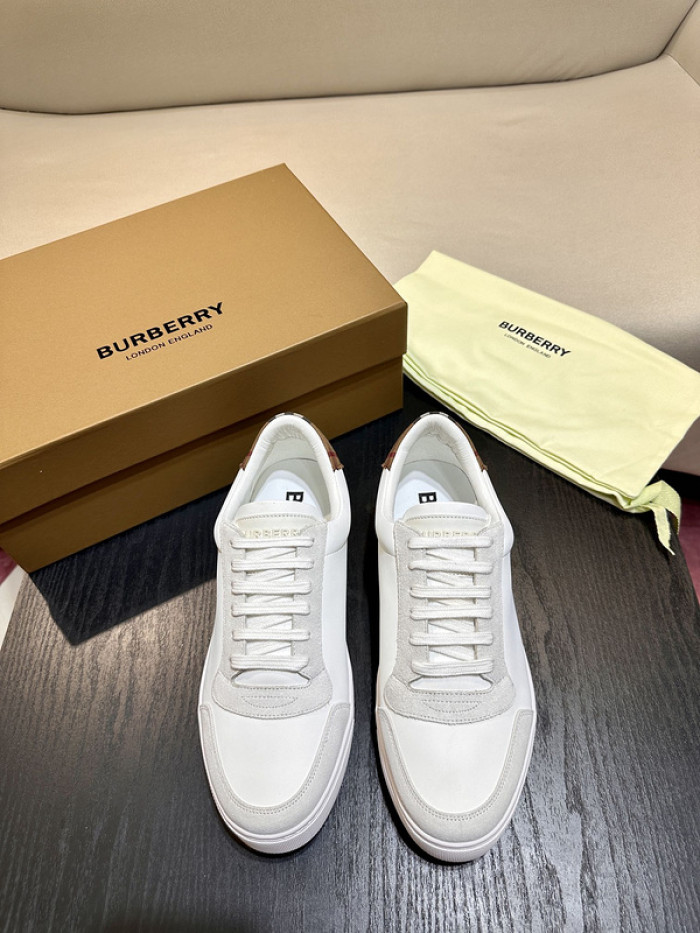 BUBERY SNEAKER 23152