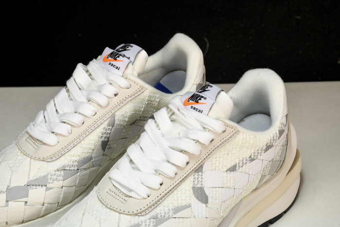 sacai x nk woven“white” dr5209-100