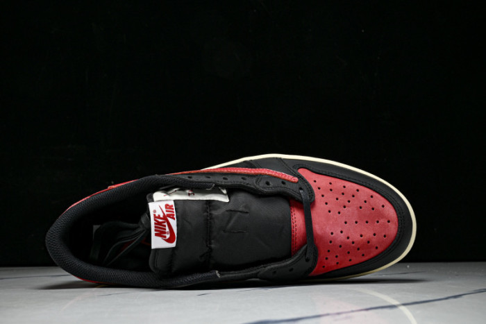 Travis Scott x Air Jordan 1 Low DM7866-061