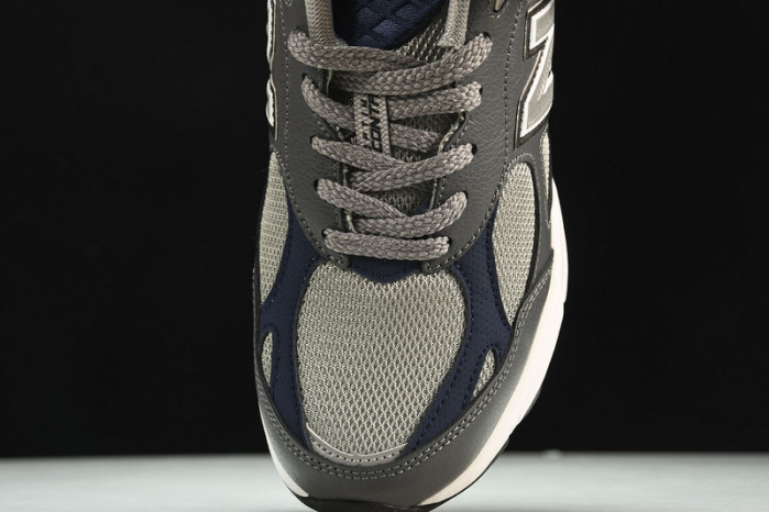 new Ba1an*e 990v3 elephant grey navy m990gj3