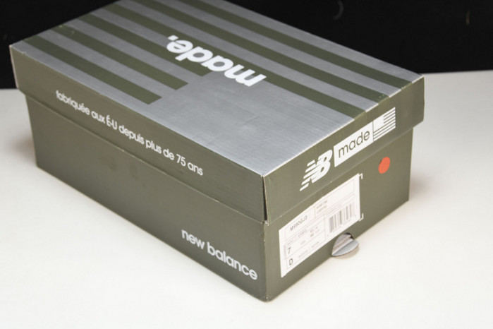 new Ba1an*e 990v3 elephant grey navy m990gj3